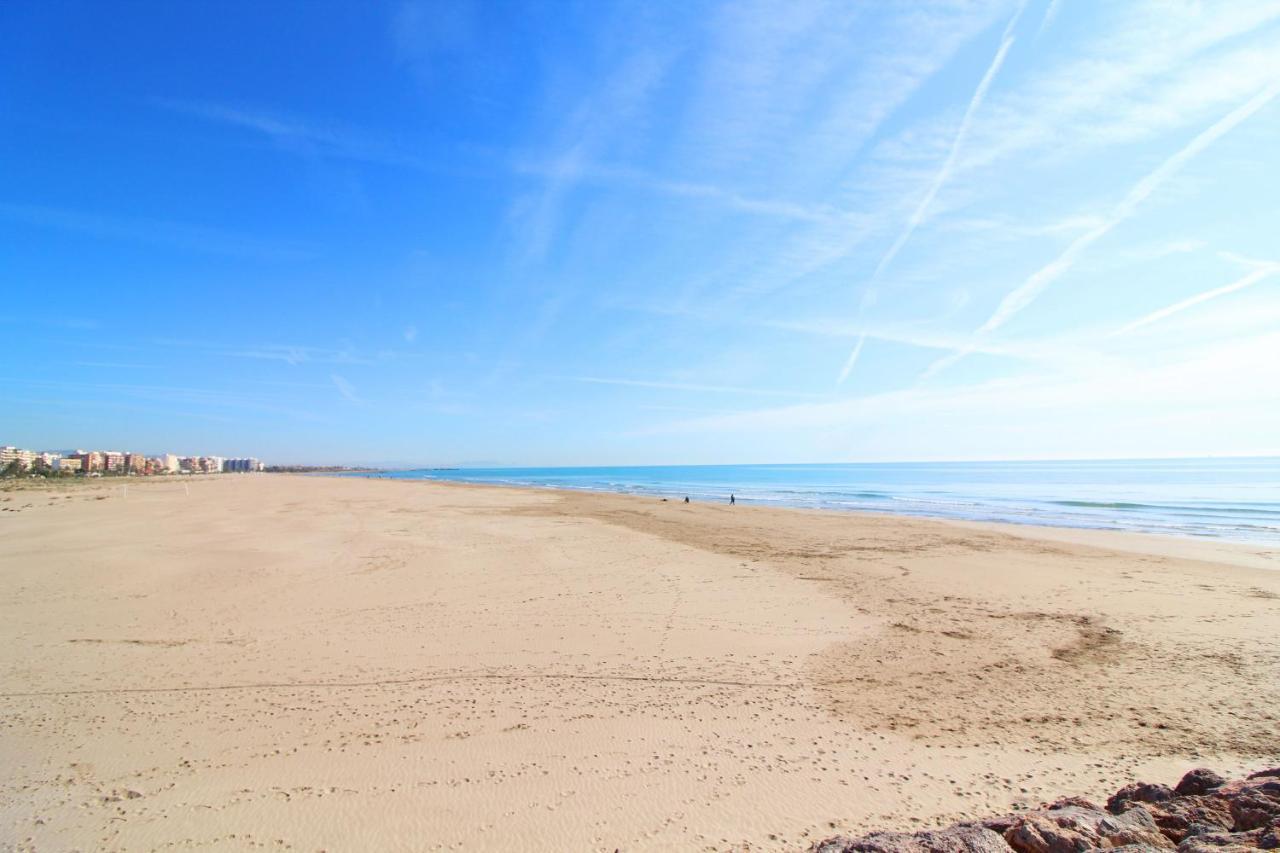 Global Properties, Apartamento Con 2 Habitaciones Y Perfecta Ubicacion En La Playa Sagunto Exteriör bild